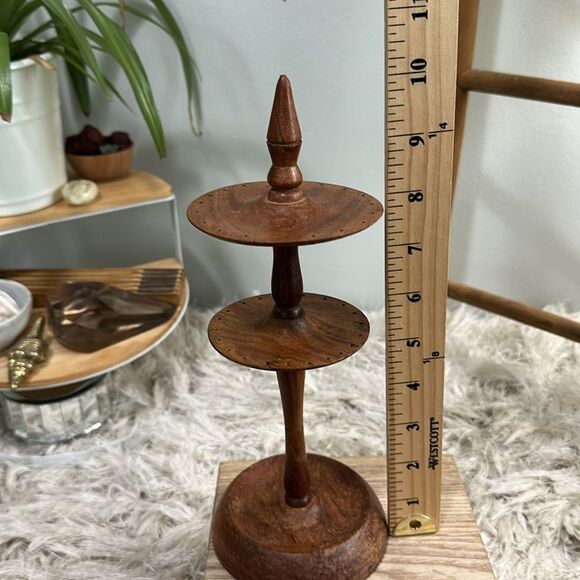 Wooden Earring & Ring Holder Rustic And Distressed - Picture 16 of 17